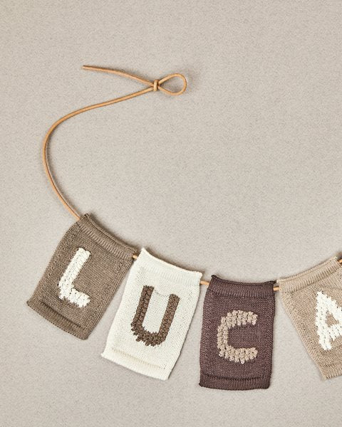 Leather Banner Line 