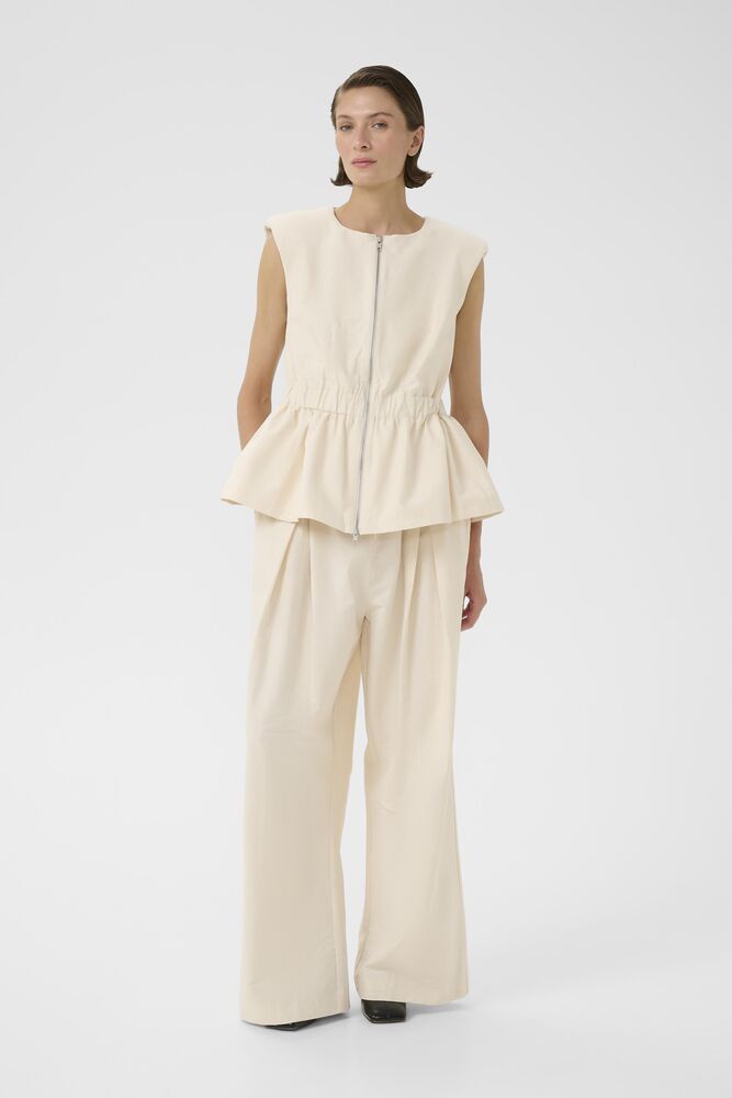 Emery Waistcoat Egret 
