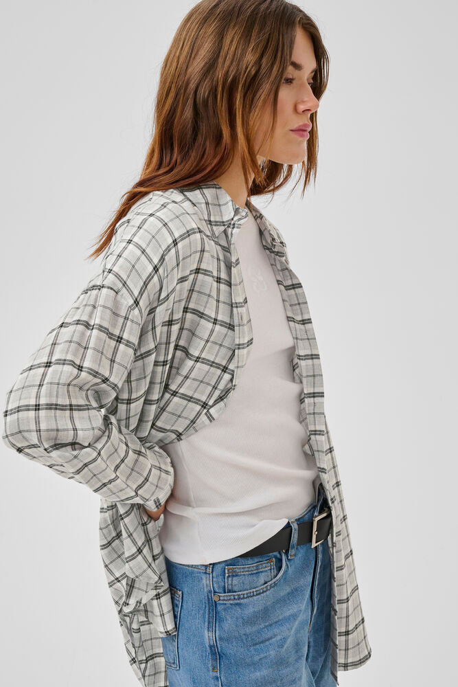 MEW Iris Boxy Shirt