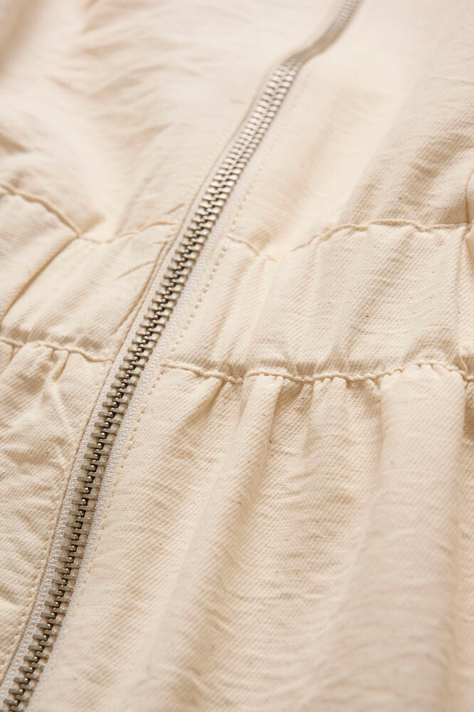Emery Waistcoat Egret