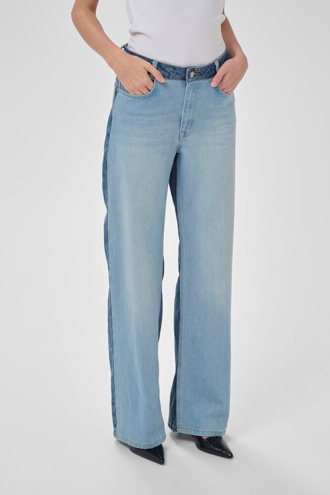 MEW Louis High Mix Wide Jeans