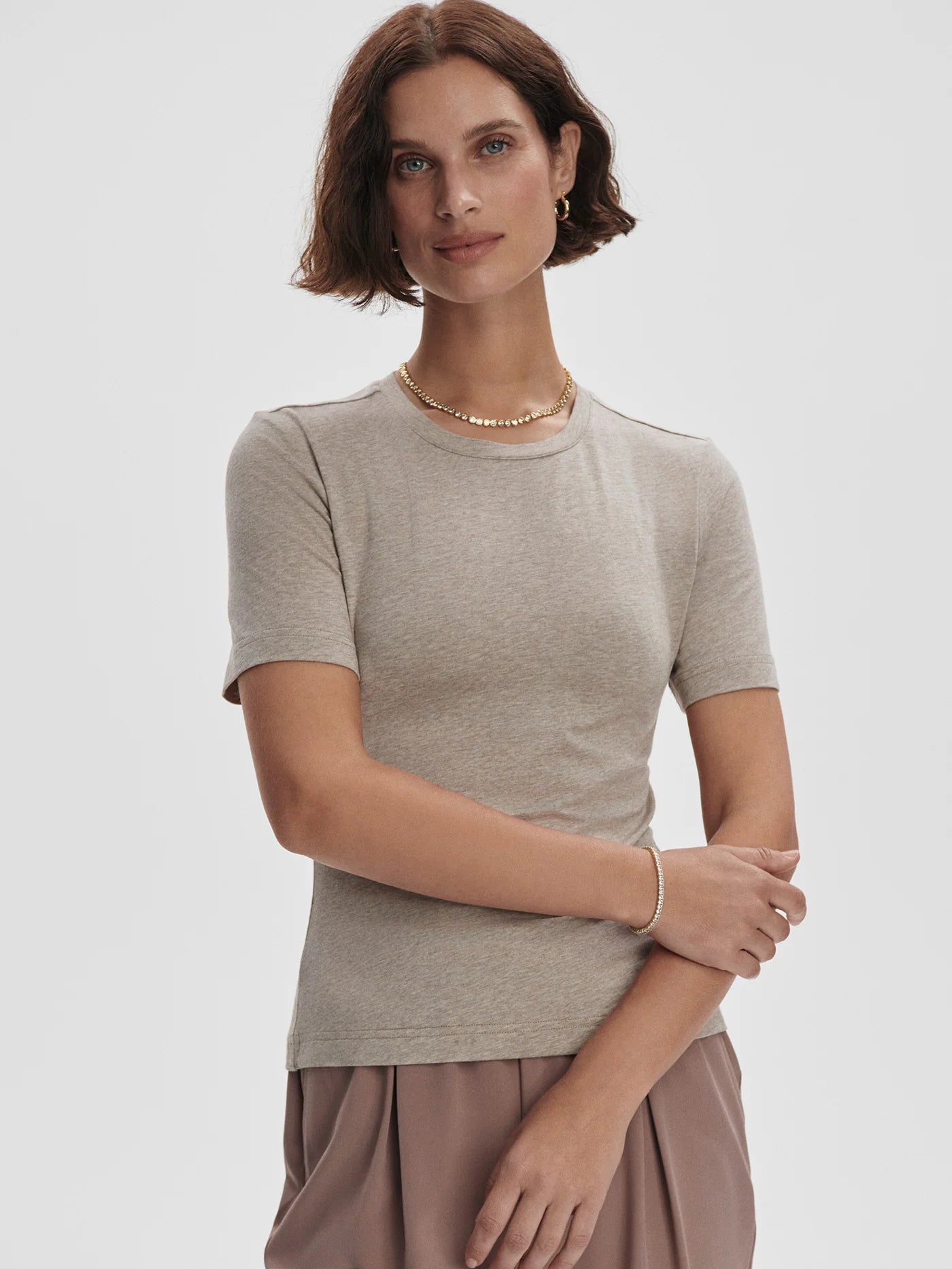 Regina Fitted T-shirt (Other Colours)