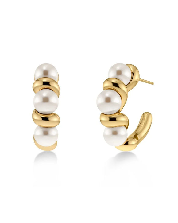 Margot Hoops