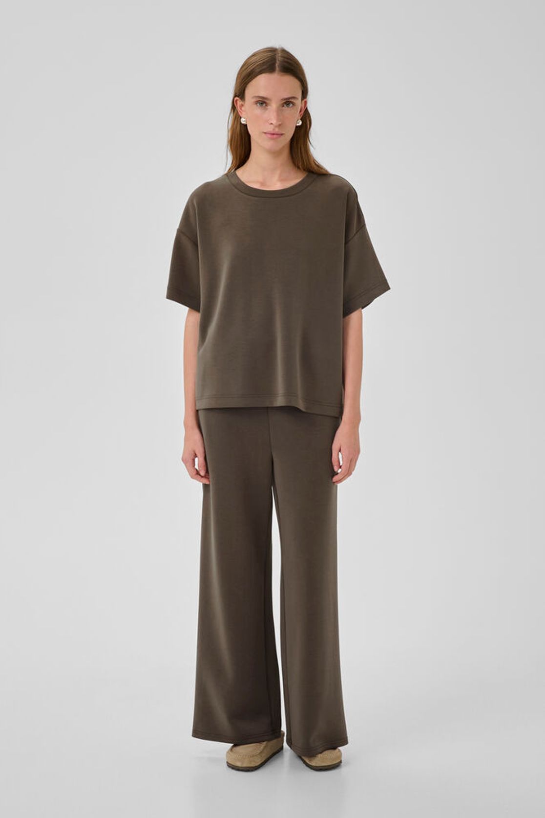 Helle Boxy Tee (Other Colours)