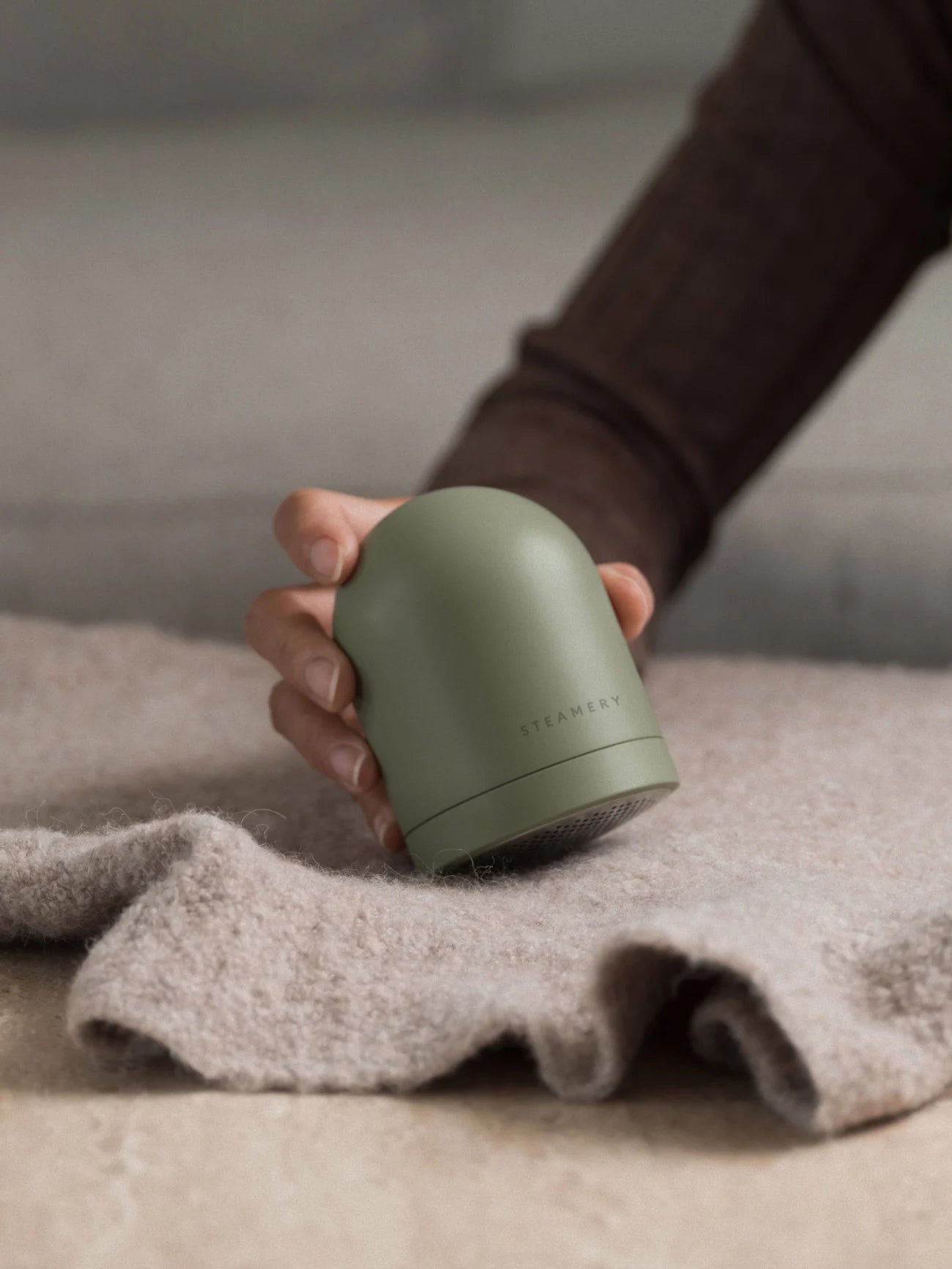 Steamery Stockholm Pilo 2 Fabric Shaver Sage